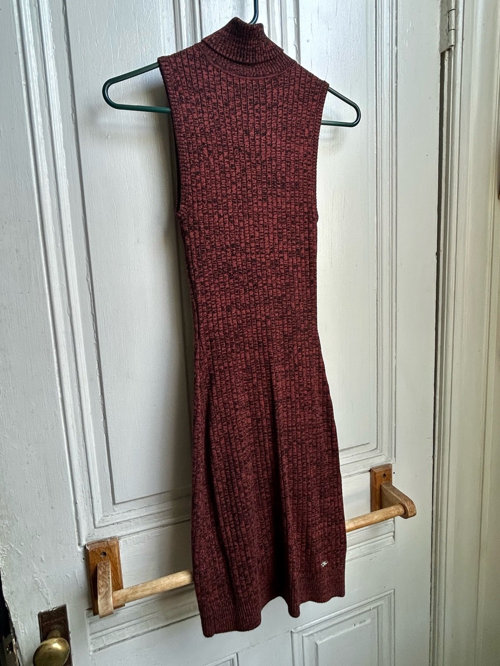 Guess Sleeveless Turtleneck Fitted Knit Dress - Maroon